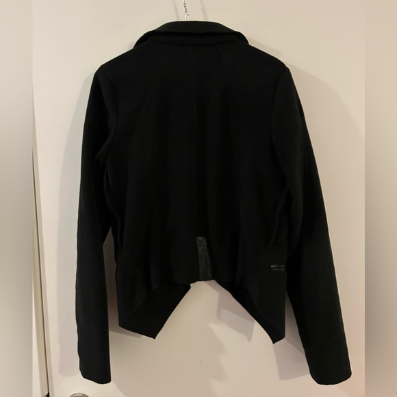 Hugo Boss Orange Label Fleece/Polyester/leather jacket. Size small - Picture 4 of 4